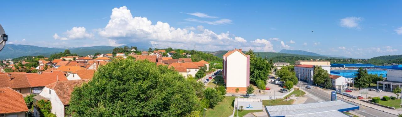 Apartamento Apartman M Knin Exterior foto