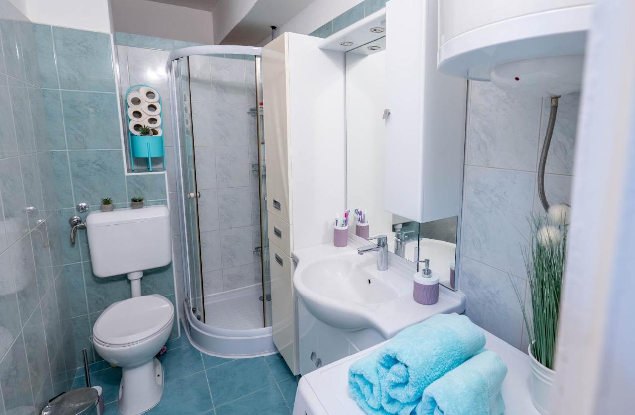 Apartamento Apartman M Knin Exterior foto